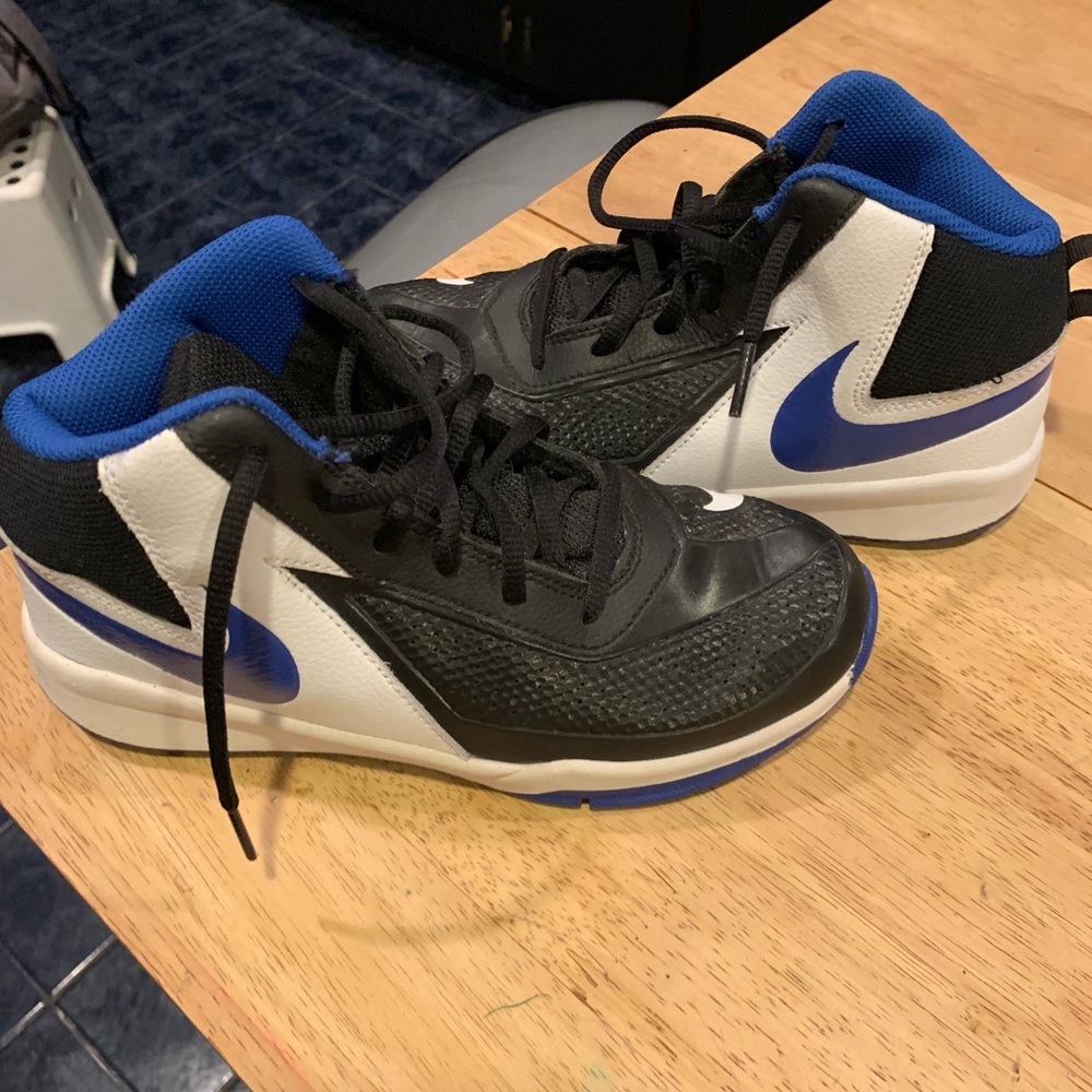 Size 3Y Nike team hustle’07